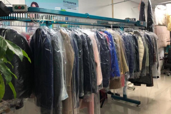 干洗店选址终极对比:底商VS小区内铺,谁更稳、投诉更少? 干洗店选址终极对比:底商VS小区内铺,谁更稳、投诉更少?